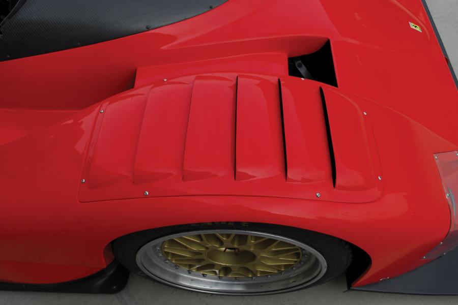  Ferrari 333 SP 1999 года  (фото 17 из 17)